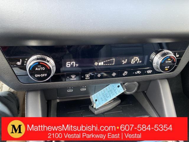 new 2025 Mitsubishi Outlander car, priced at $37,530