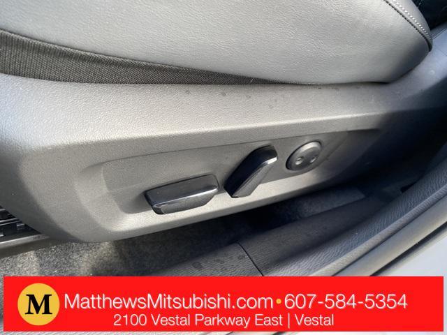 new 2025 Mitsubishi Outlander car, priced at $37,530