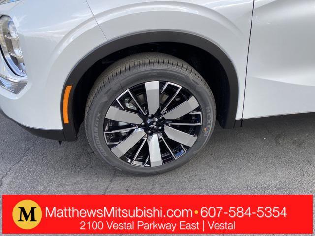 new 2025 Mitsubishi Outlander car, priced at $37,530