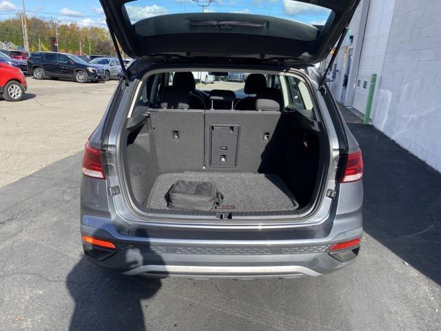 used 2022 Volkswagen Taos car