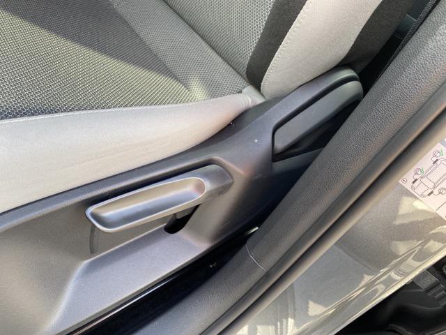 used 2022 Volkswagen Taos car