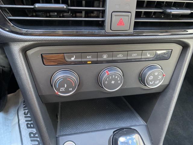 used 2022 Volkswagen Taos car
