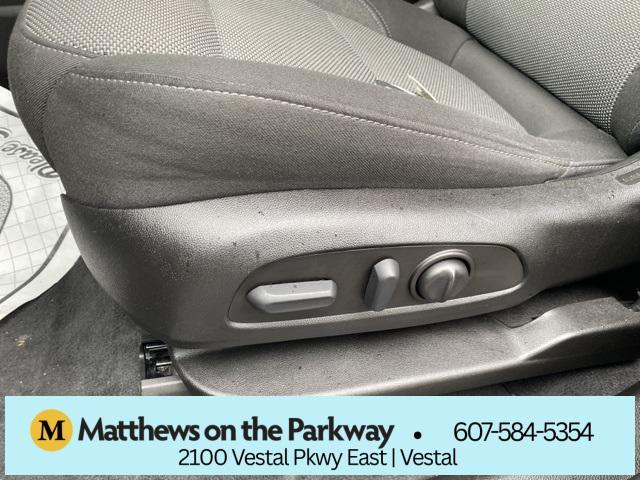 used 2023 Chevrolet Traverse car, priced at $34,765