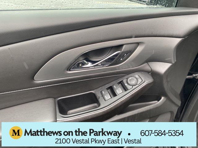 used 2023 Chevrolet Traverse car, priced at $34,765
