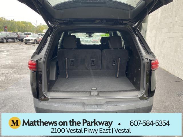 used 2023 Chevrolet Traverse car, priced at $34,765