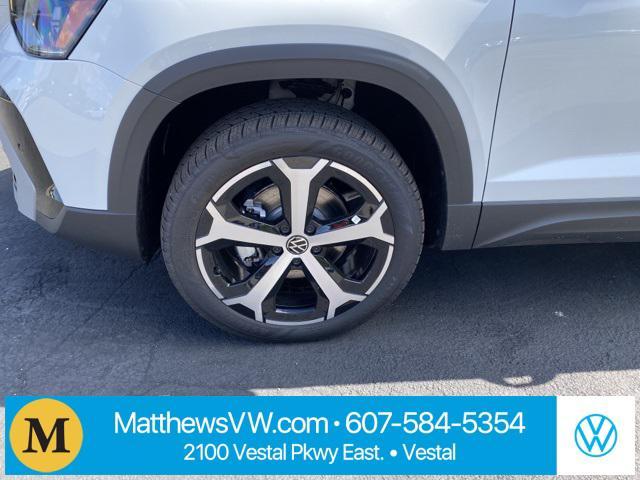 new 2025 Volkswagen Taos car, priced at $37,762