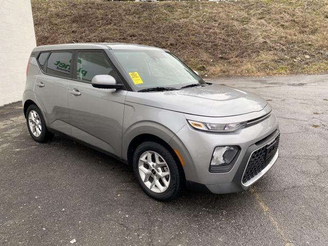 used 2022 Kia Soul car, priced at $15,990