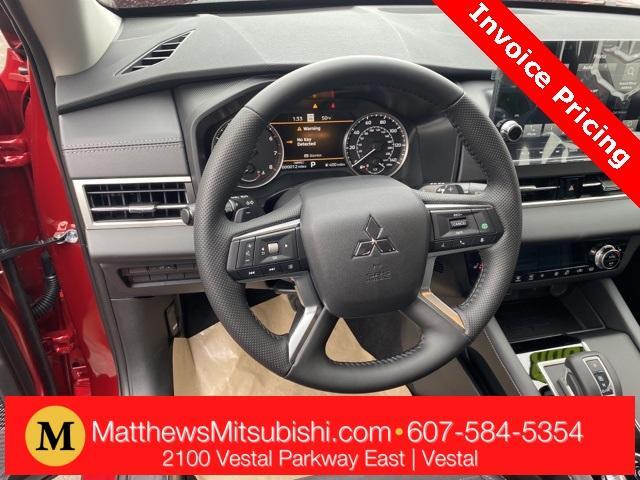 new 2024 Mitsubishi Outlander car, priced at $34,988