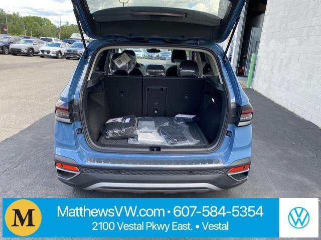 new 2025 Volkswagen Taos car, priced at $33,481