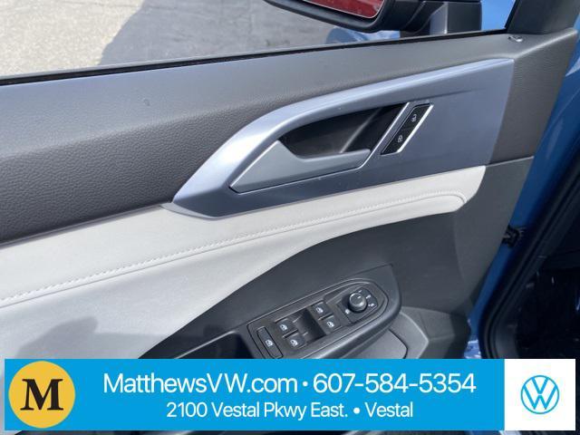 new 2025 Volkswagen Taos car, priced at $33,481