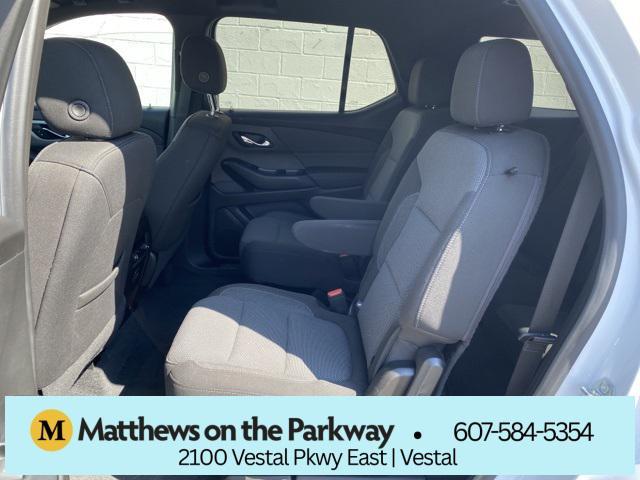 used 2022 Chevrolet Traverse car, priced at $33,494