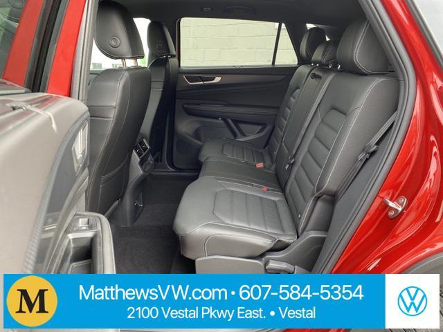 new 2024 Volkswagen Atlas Cross Sport car, priced at $46,000