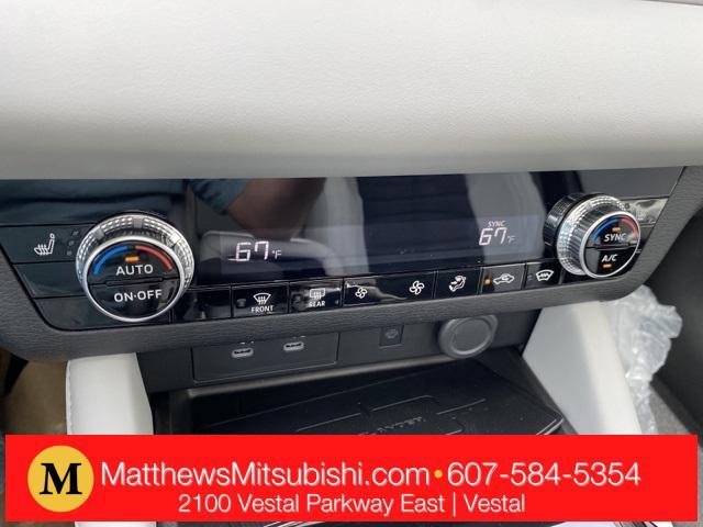 new 2025 Mitsubishi Outlander car, priced at $40,665