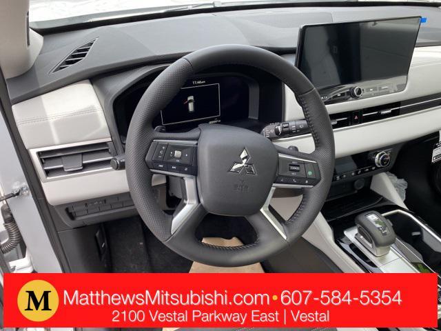 new 2025 Mitsubishi Outlander car, priced at $40,665