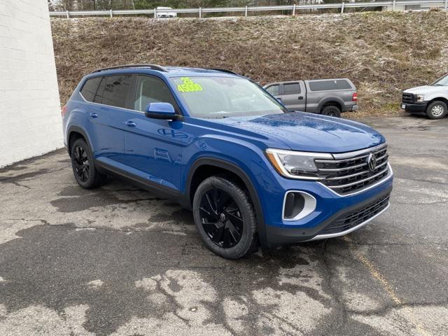 new 2025 Volkswagen Atlas car, priced at $45,000