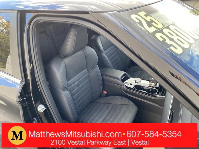 new 2025 Mitsubishi Outlander car, priced at $36,948