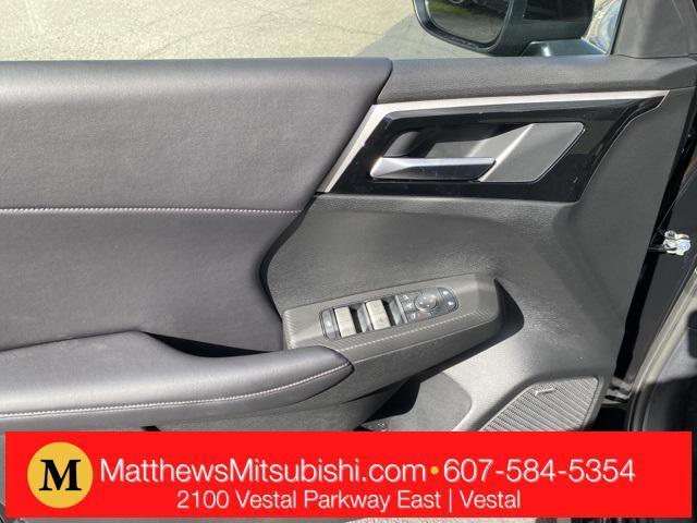 new 2025 Mitsubishi Outlander car, priced at $36,948