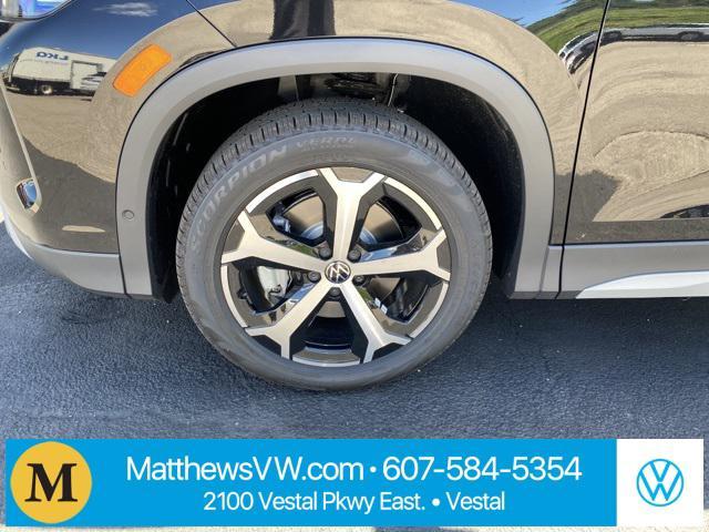 new 2025 Volkswagen Tiguan car, priced at $35,361