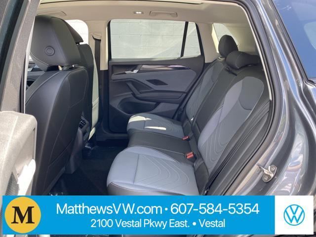 new 2025 Volkswagen Tiguan car, priced at $37,121