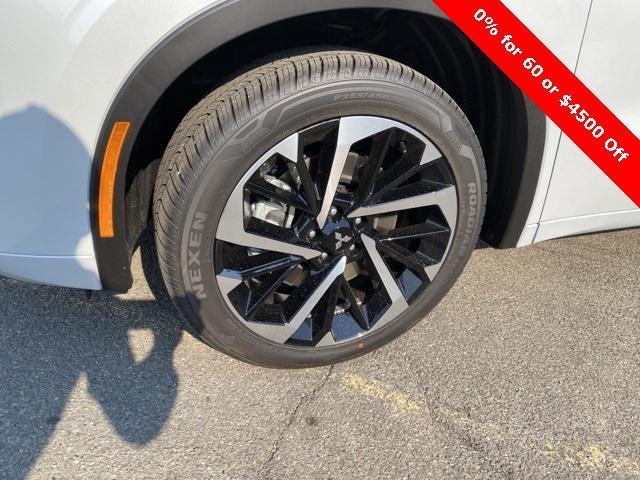 new 2024 Mitsubishi Outlander car, priced at $40,499