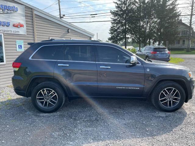 used 2015 Jeep Grand Cherokee car, priced at $11,495