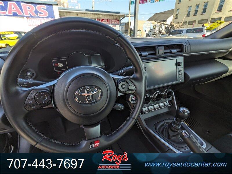 used 2023 Toyota GR86 car, priced at $30,995