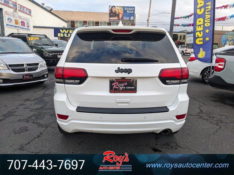 used 2018 Jeep Grand Cherokee car, priced at $17,995