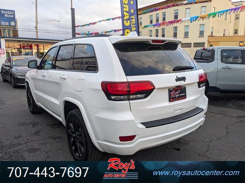 used 2018 Jeep Grand Cherokee car, priced at $17,995