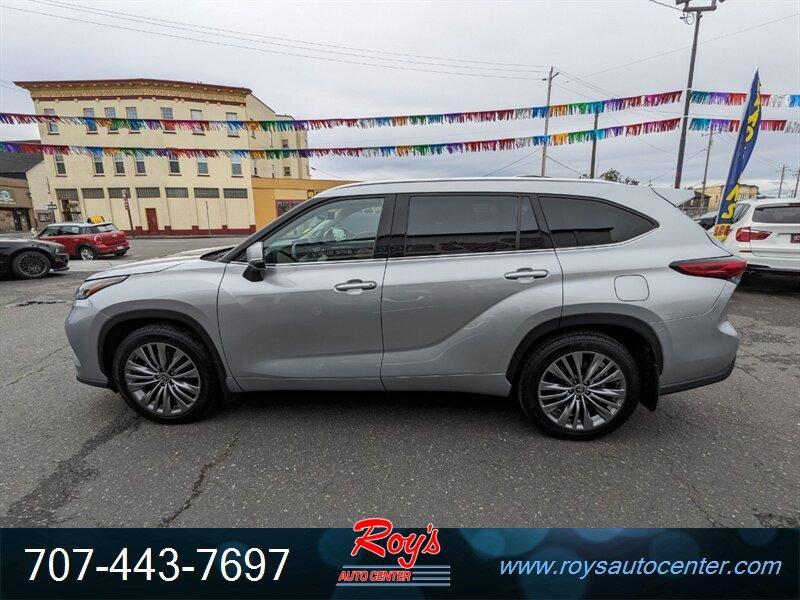 used 2021 Toyota Highlander car, priced at $43,995