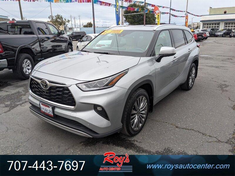 used 2021 Toyota Highlander car, priced at $43,995