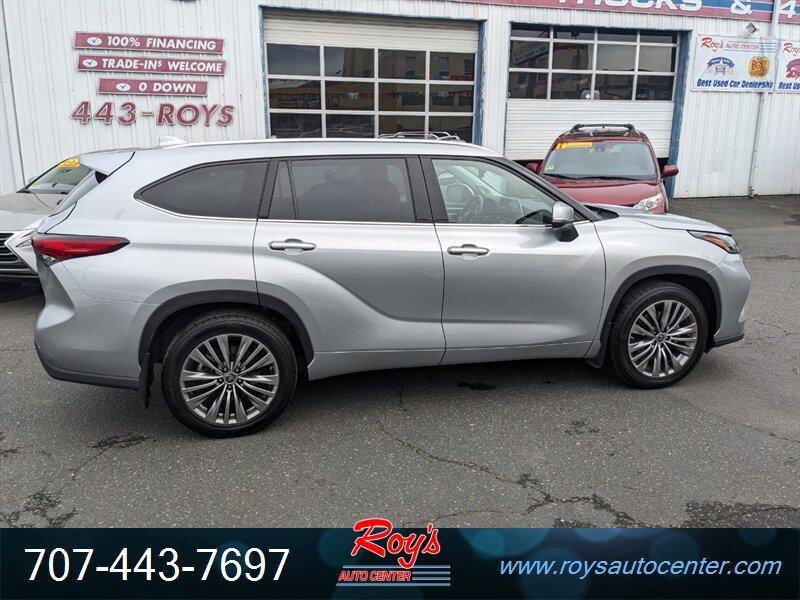 used 2021 Toyota Highlander car, priced at $43,995