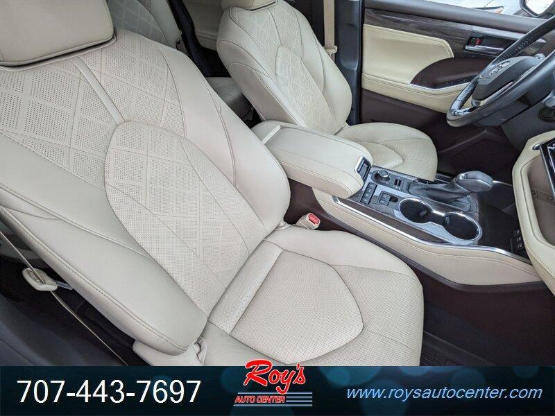 used 2021 Toyota Highlander car, priced at $43,995