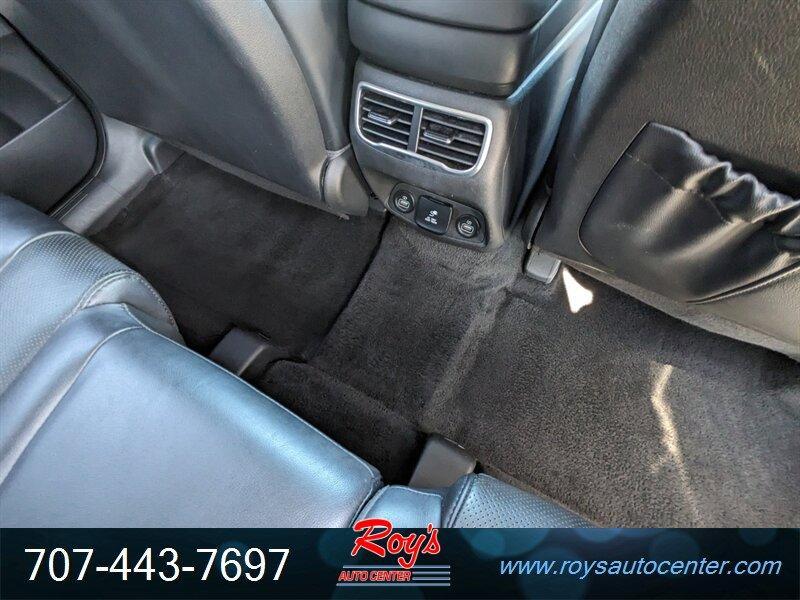 used 2023 Hyundai Santa Fe car, priced at $27,995