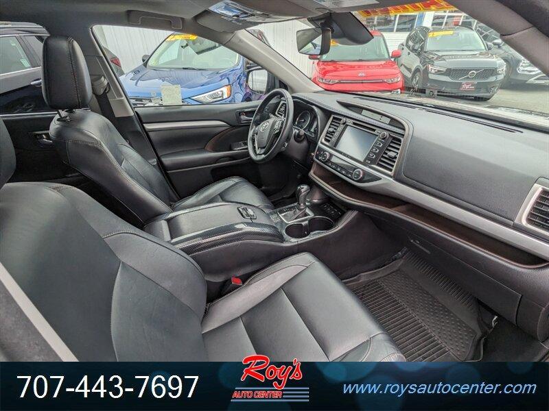 used 2018 Toyota Highlander Hybrid car, priced at $30,995
