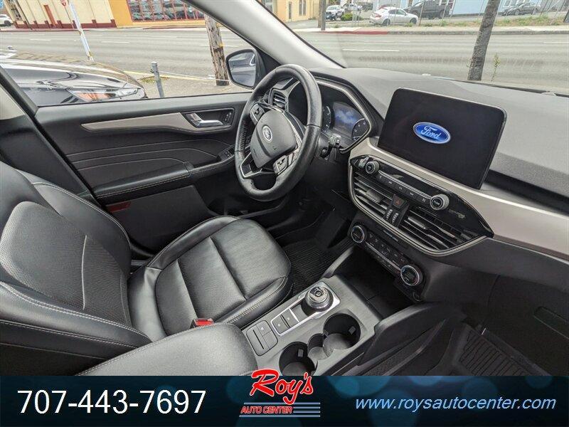 used 2021 Ford Escape car, priced at $22,995
