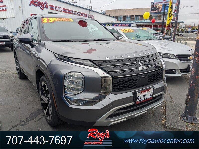 used 2023 Mitsubishi Outlander car, priced at $25,995