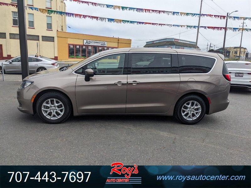 used 2018 Chrysler Pacifica car, priced at $17,995