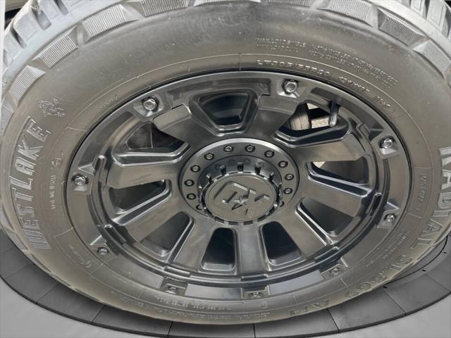 used 2015 Jeep Wrangler Unlimited car, priced at $17,990