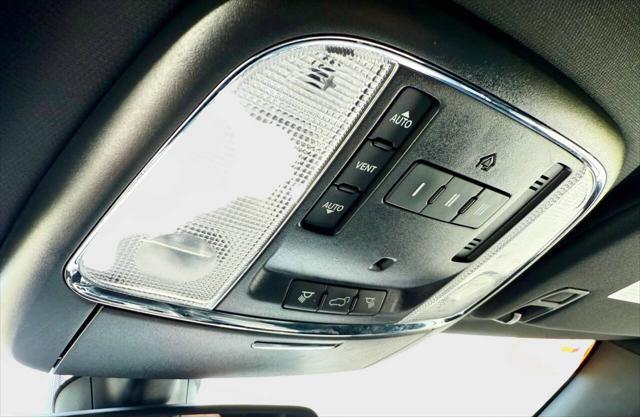 used 2017 Jeep Grand Cherokee car, priced at $18,990