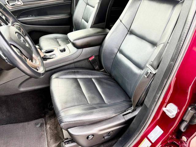 used 2017 Jeep Grand Cherokee car, priced at $18,990