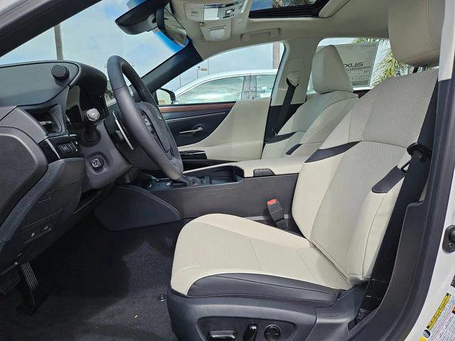 new 2025 Lexus ES 300h car, priced at $48,069