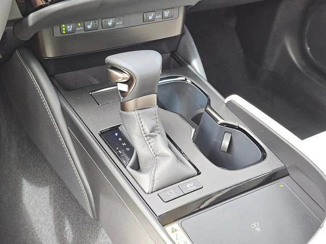 new 2025 Lexus ES 300h car, priced at $48,069