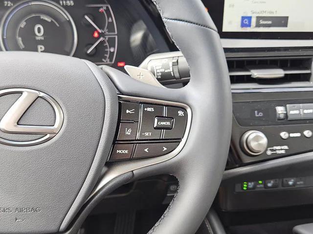 new 2025 Lexus ES 300h car, priced at $48,069