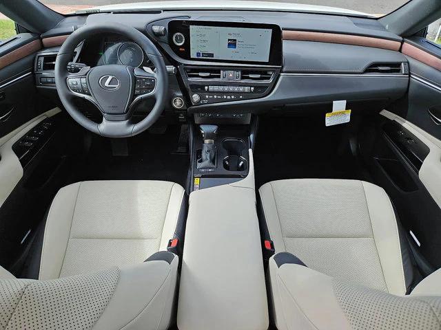 new 2025 Lexus ES 300h car, priced at $48,069