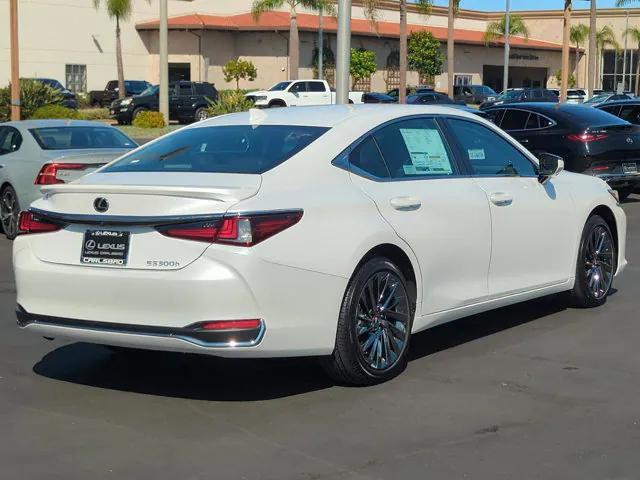new 2025 Lexus ES 300h car, priced at $53,493