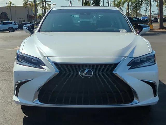 new 2025 Lexus ES 300h car, priced at $53,493