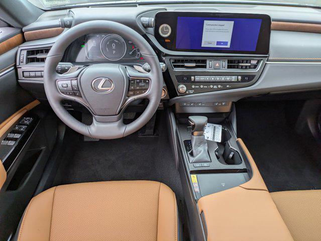new 2025 Lexus ES 300h car, priced at $50,614