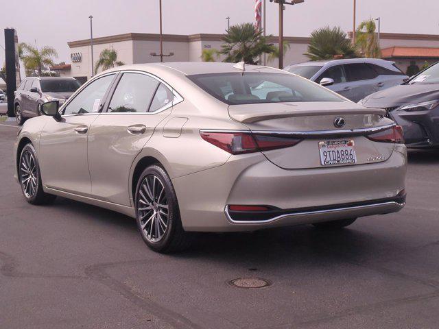 used 2025 Lexus ES 300h car, priced at $45,281