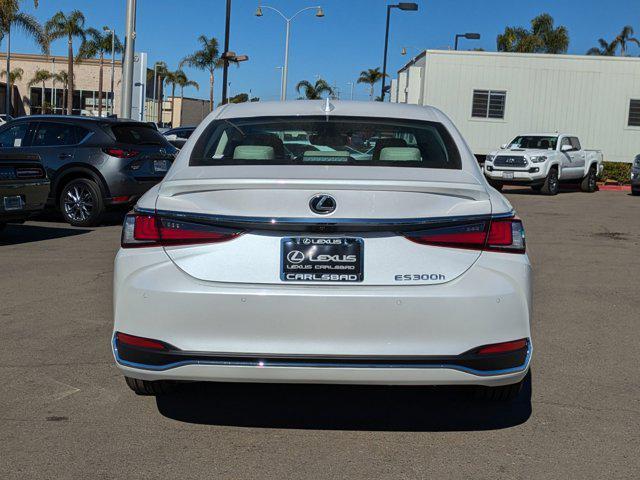 new 2025 Lexus ES 300h car, priced at $48,755