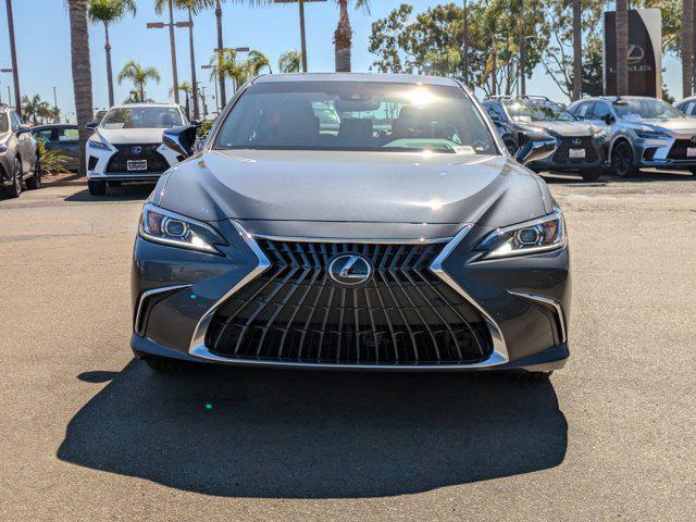 new 2025 Lexus ES 300h car, priced at $48,071